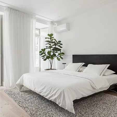 Joivy Stunning Flat Near Liberdade Avenue * Lisbon